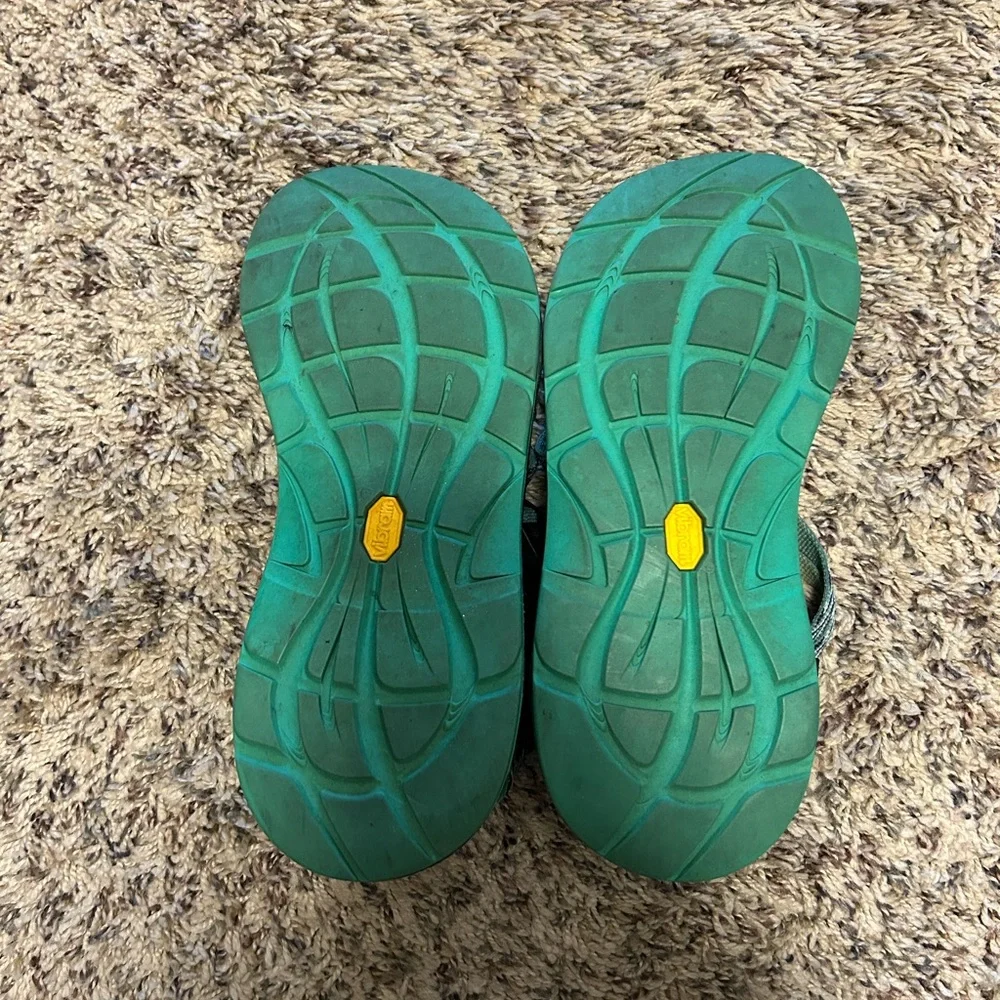 Chacos - Picture 2 of 2